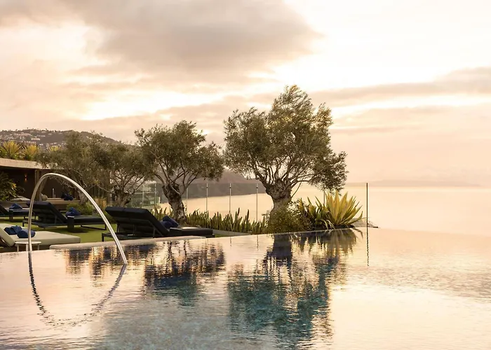 The Reserve - Within Savoy Palace - The Leading Of The World Hotel