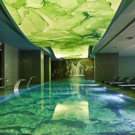The Reserve - Within Savoy Palace - The Leading Of The World Hotel