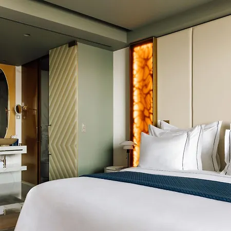 Hotell The Reserve - Within Savoy Palace - The Leading Of The World 5*