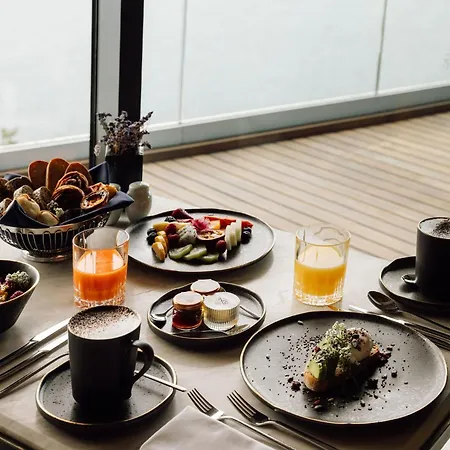 The Reserve - Within Savoy Palace - The Leading Of The World Hotell Funchal (Madeira)